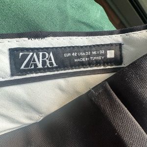 Zara men’s chino slacks size 32